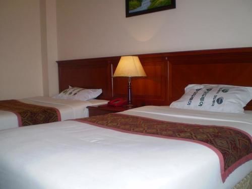 Crown Hotel