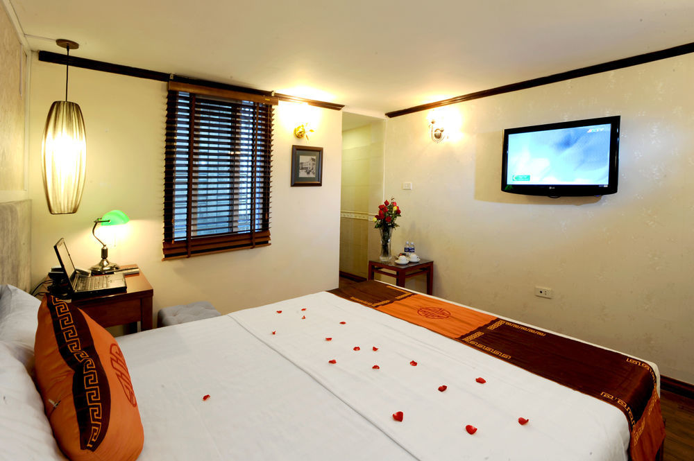 Hotel Symphony