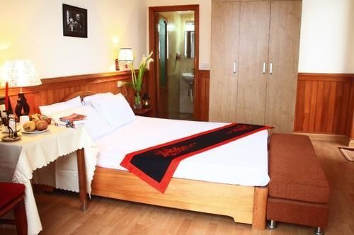 Elysian Hotel 2*