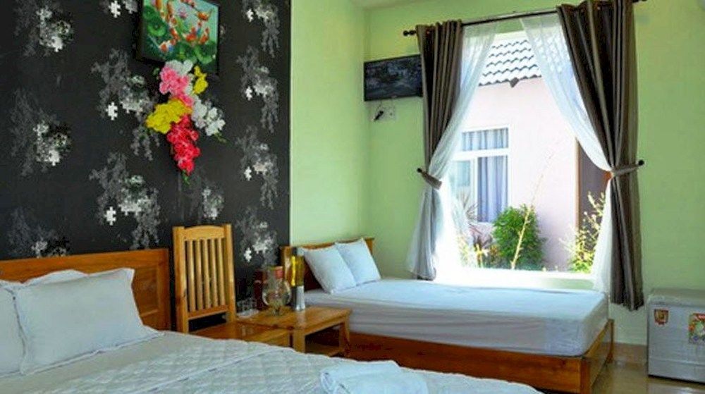 Shena Hotel 2*