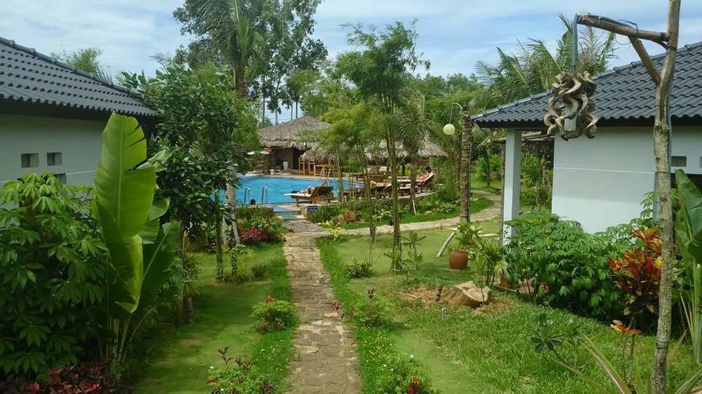 Palm Hills Resort
