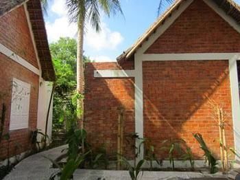 Song Xanh Bungalow Resort