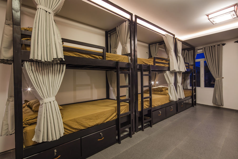 Phu House Hostel