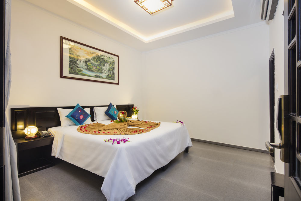 Phu House Hostel