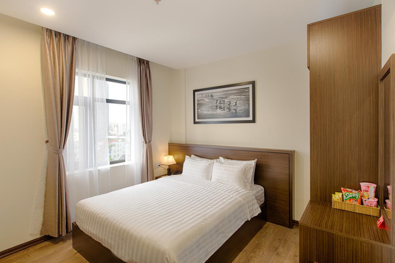 Hotel & 4*