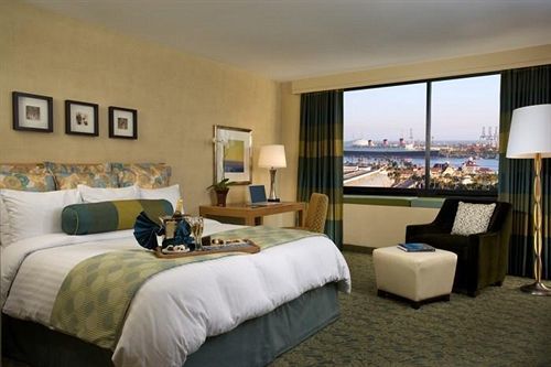 Luxury Hotel 3*
