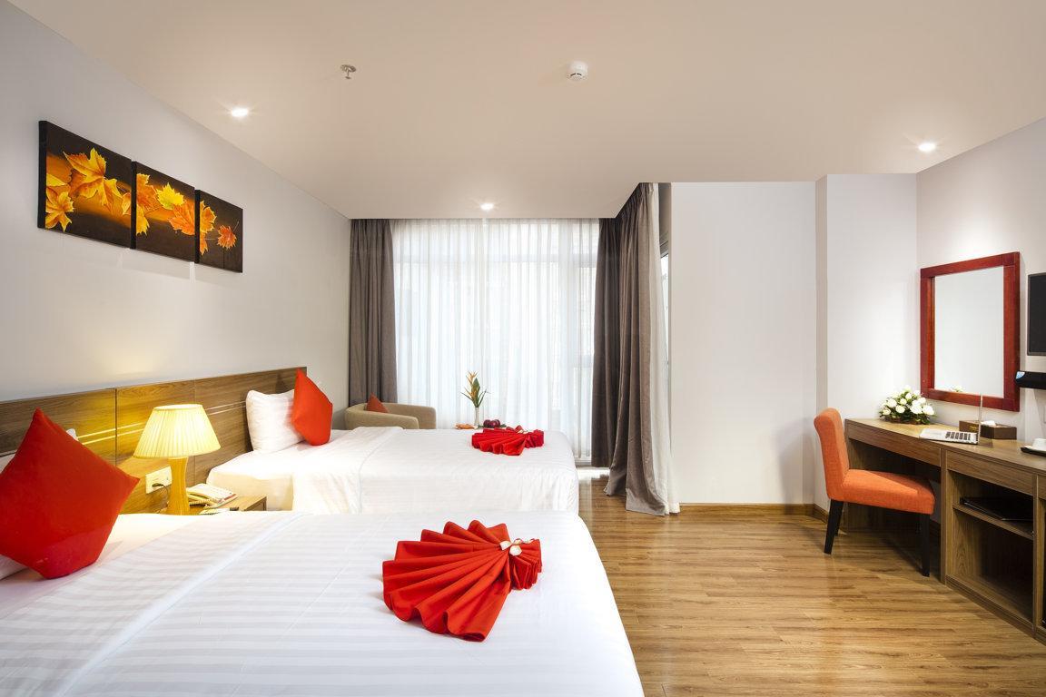 Maple Leaf & Nha Trang