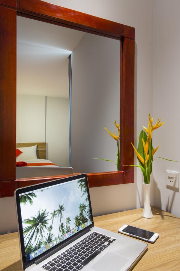 Hotel Maple Leaf &