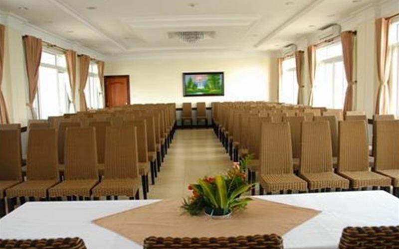 Khách sạn Huong Bien 3*