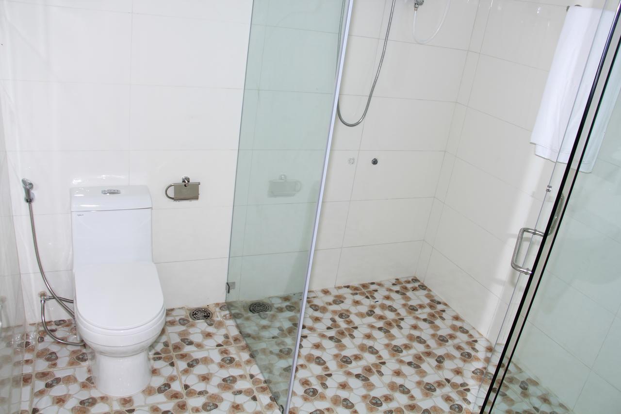 Aparthotel Larina Beach House