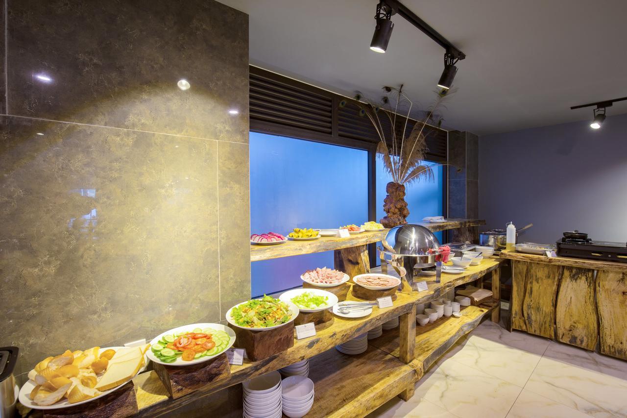 Gaia Hotel