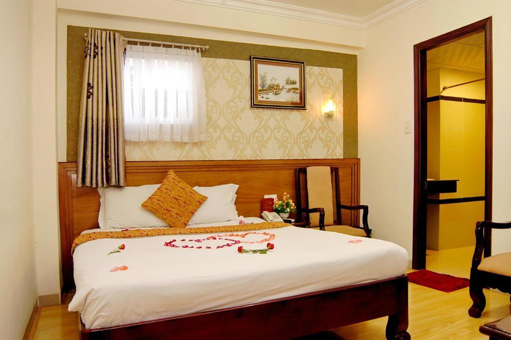 Hotel Galaxy - Ngan Ha Nha Trang