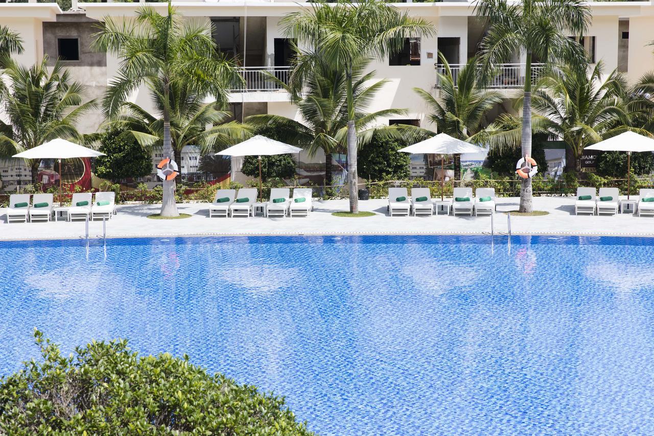 Diamond Bay Condotel 5* Nha Trang