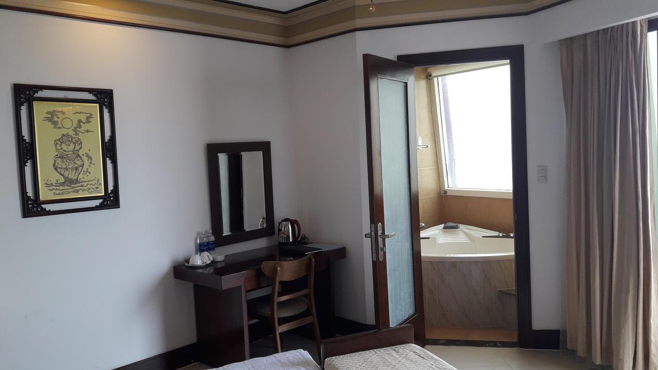 Sai Gon Silicon & Coffee Hotel