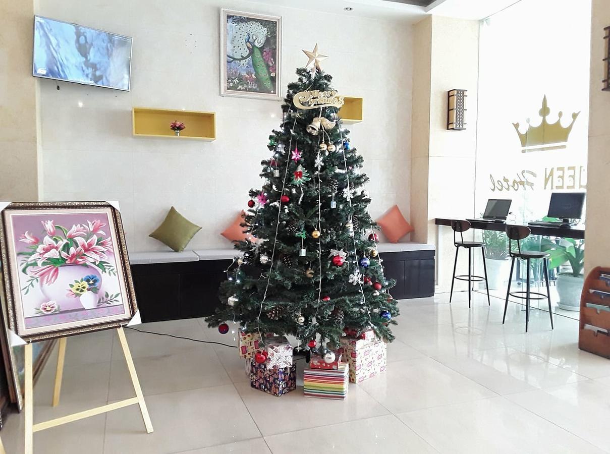 Queen Hotel 3*