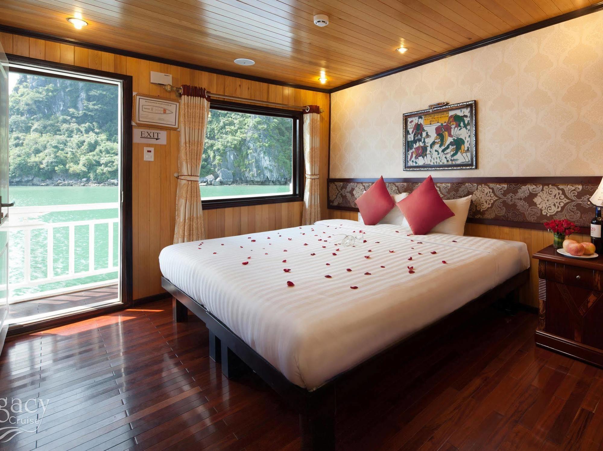 Halong Legacy Cruise Ha Long