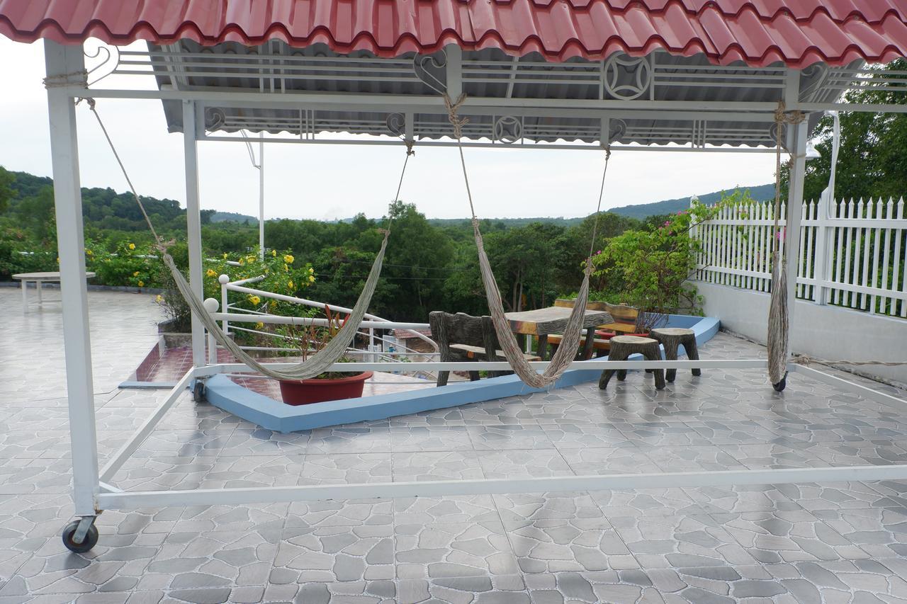Hanh Mai Hotel 3*