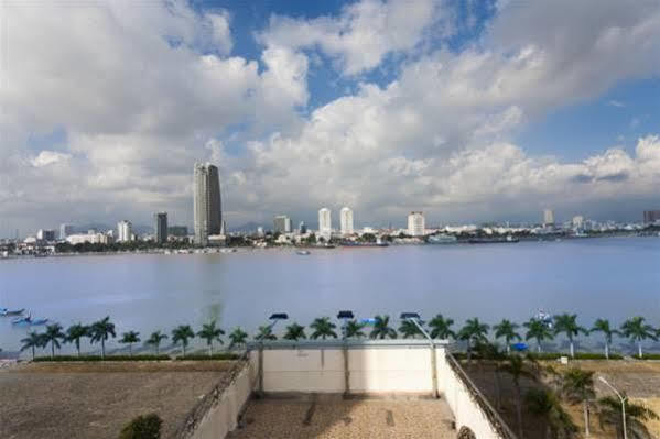 Dao Tien Da Nang - 4Couple Only Hotel