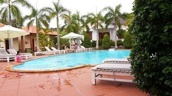 Eco Resort 3*