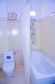 Salina Hotel *