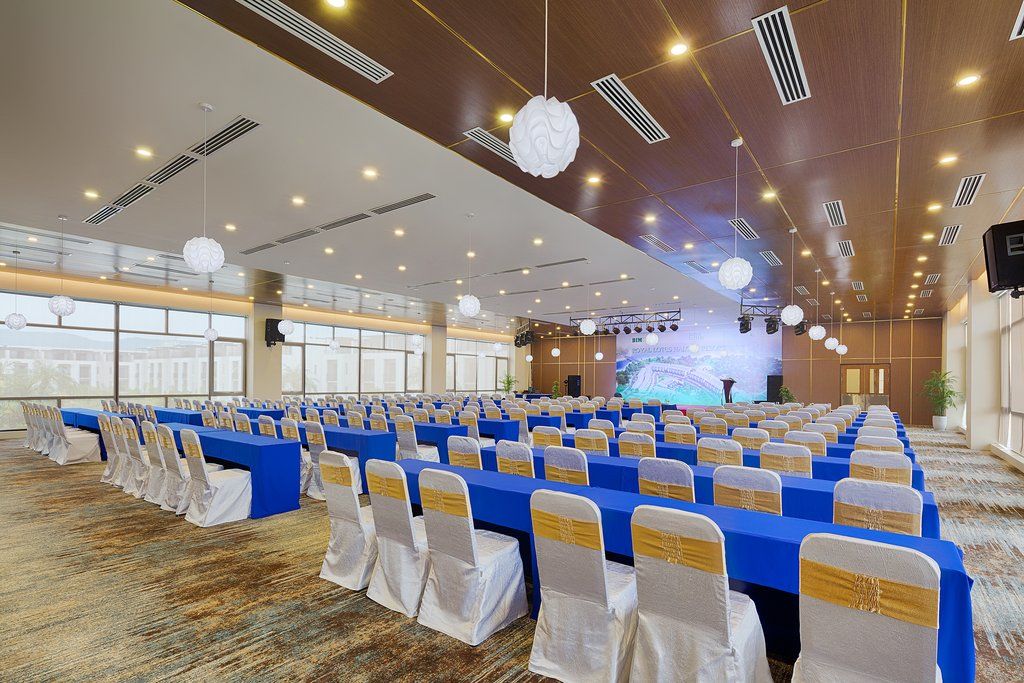 Resort Royal Lotus &
