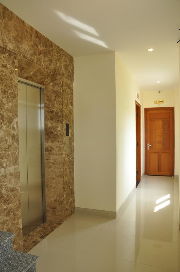 Hotel Charming Hotel-203 Nguyen Thoai 2*