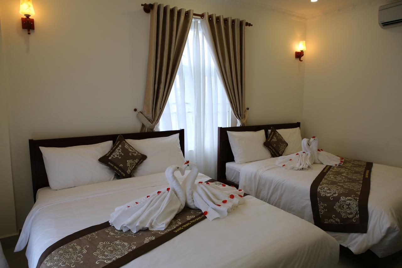 Hotel Quang Trung *