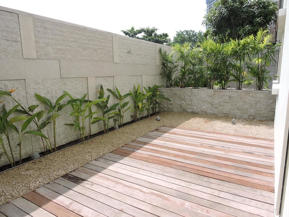 Khách sạn Glenwood 4*