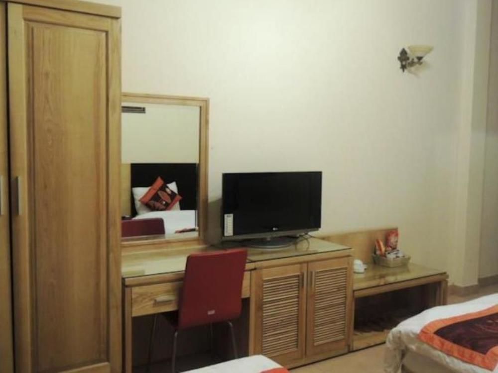 Khách sạn Le Grand Hà Nội - The Ruby 3*