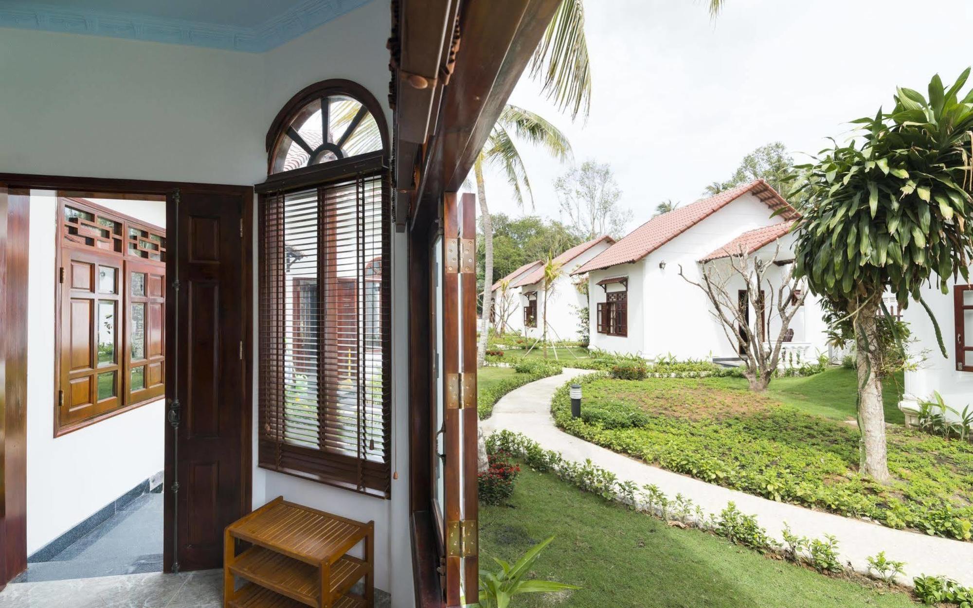 Villa Wings *