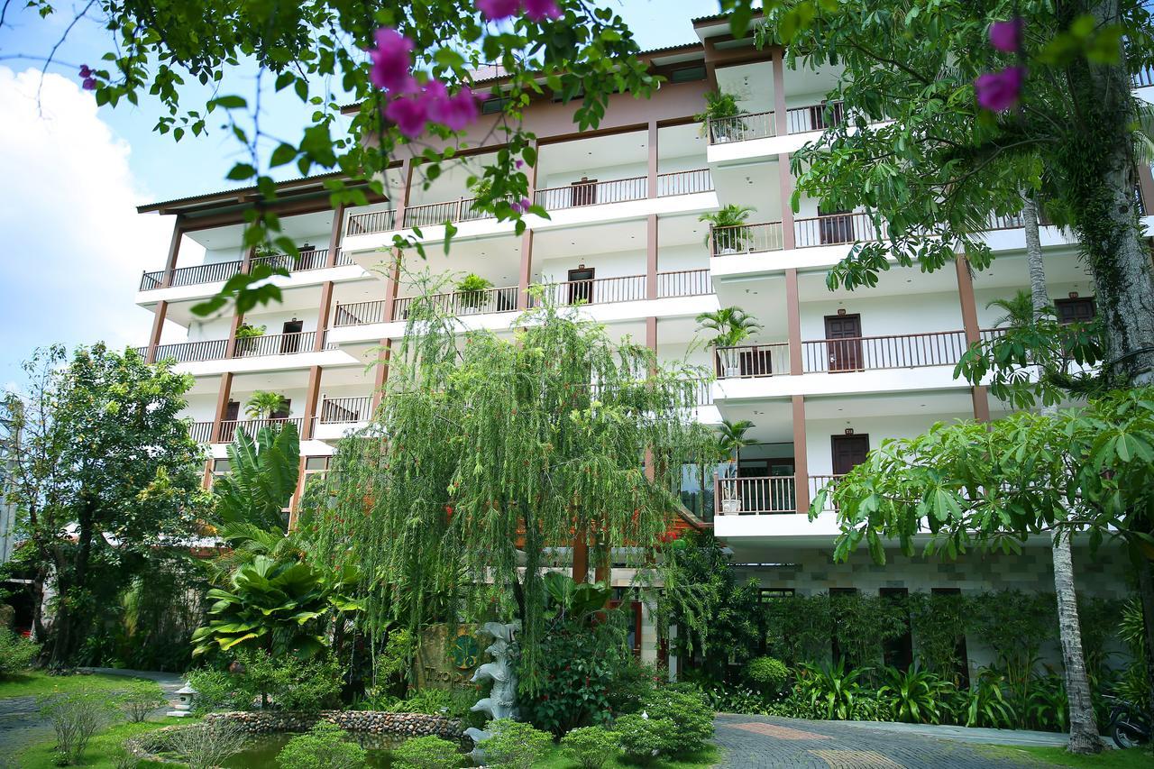 Resort Tropicana 3*