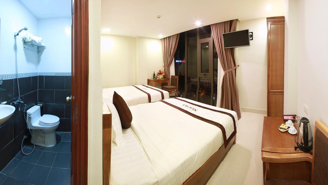 Khách sạn New Sky 2*