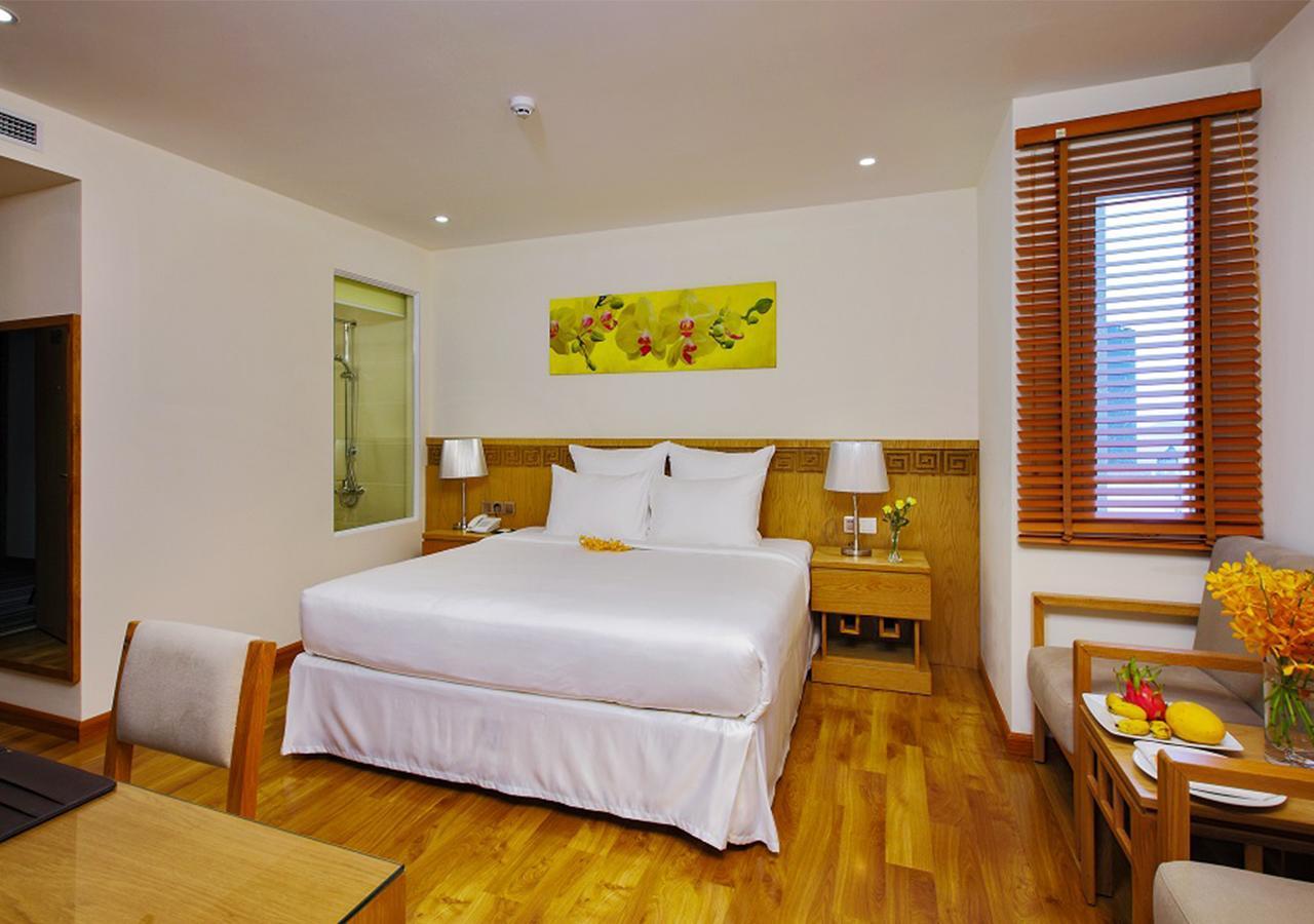 Rosaka Hotel 4*