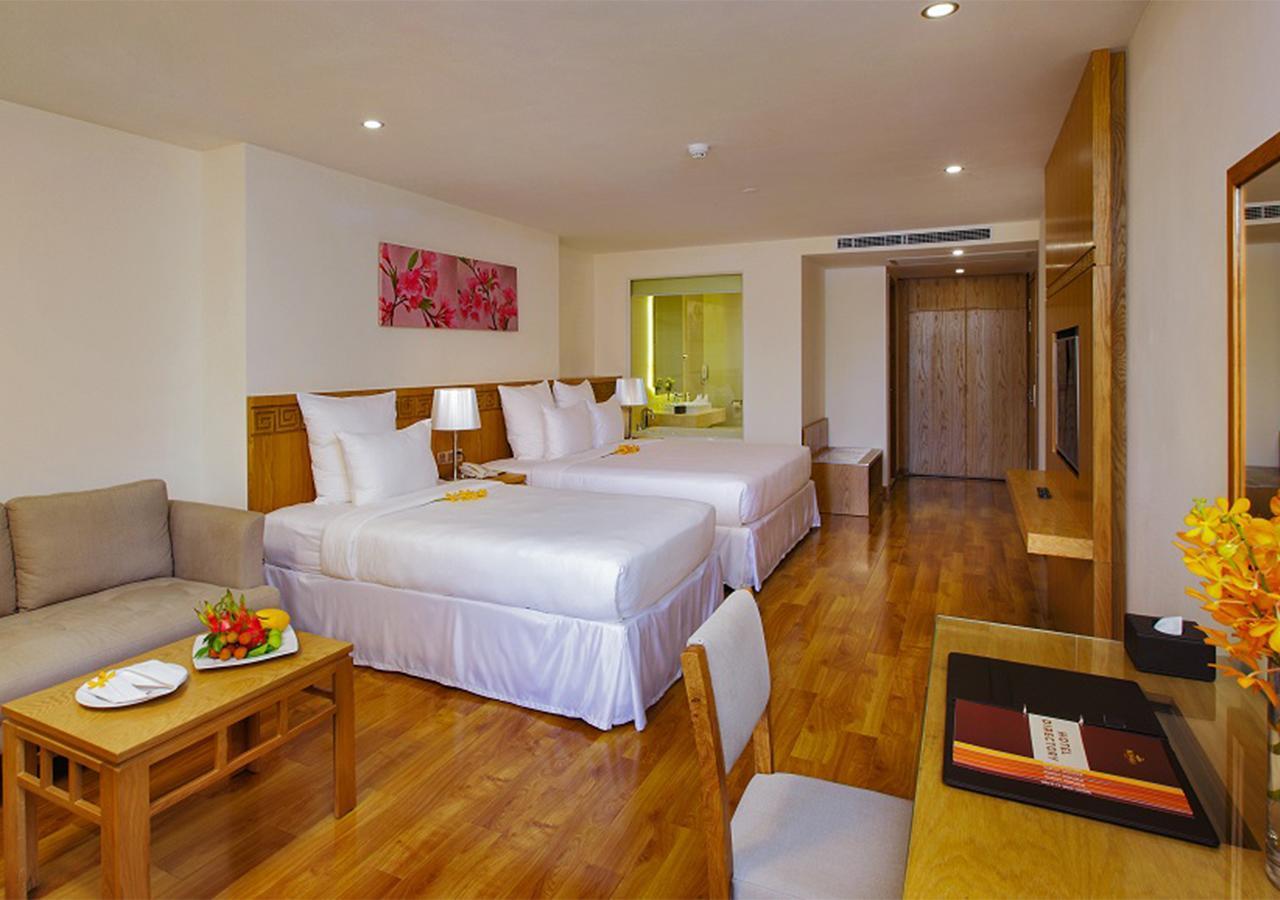 Rosaka Hotel