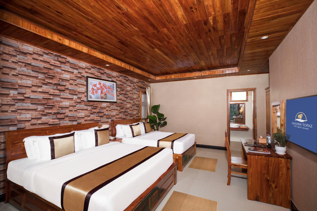 Resort Golden Topaz