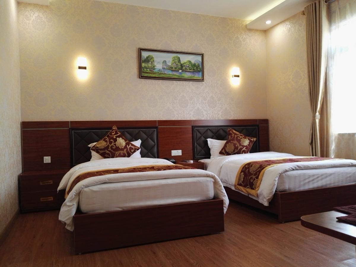 Lotus Hotel 3*