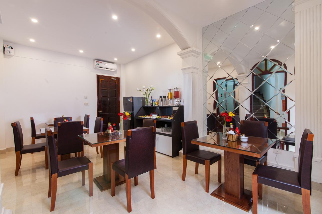 Hotel Iris Legend 3*