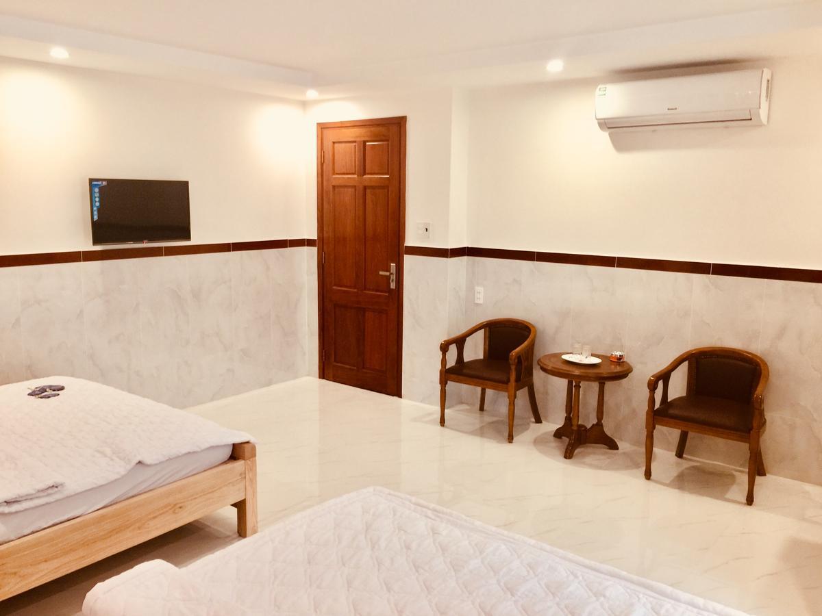 Thi Thanh Hotel *