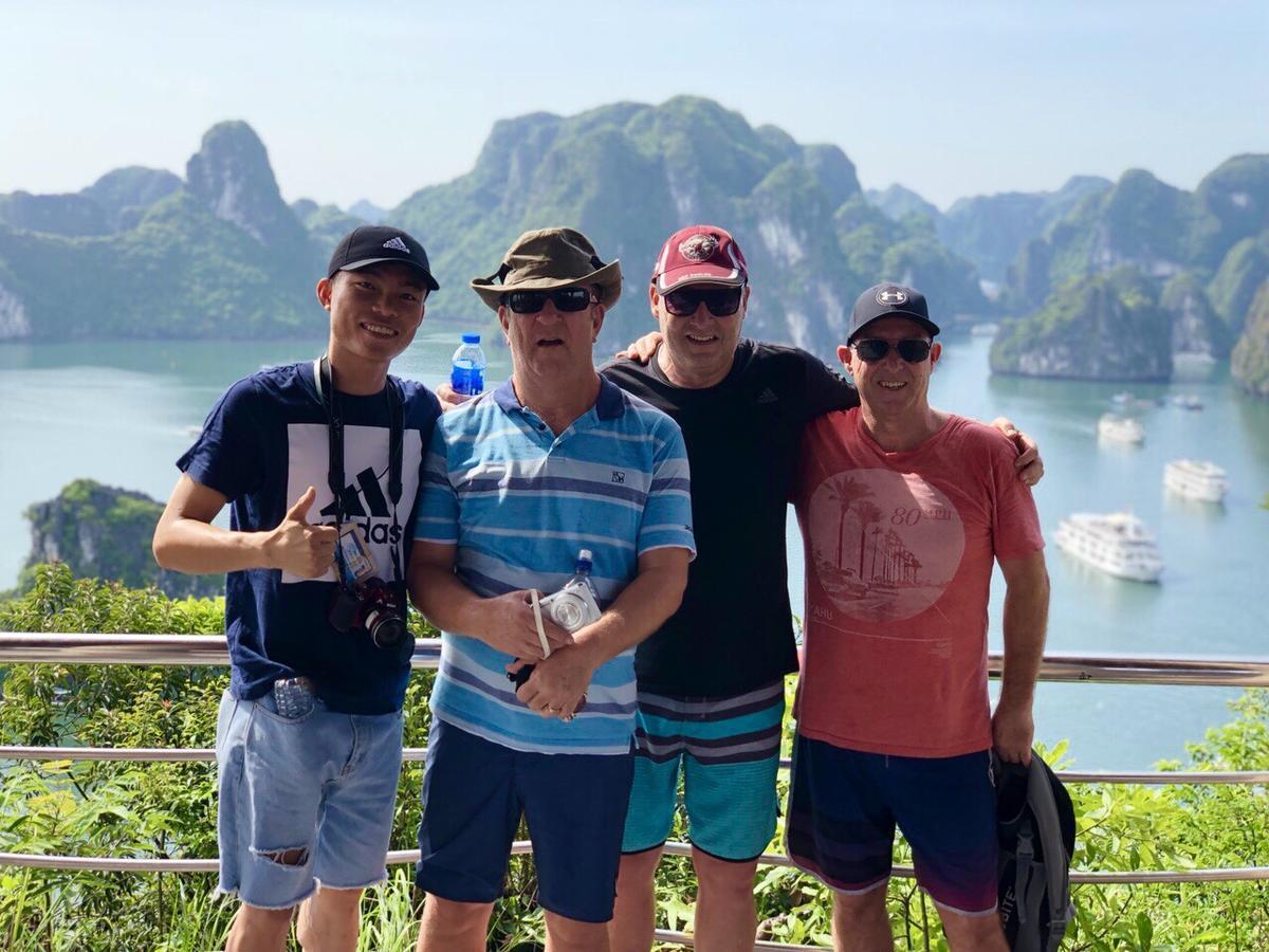 Halong Majestic Legend Cruise  4*