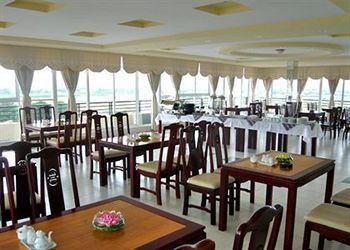 Sunny Hotel