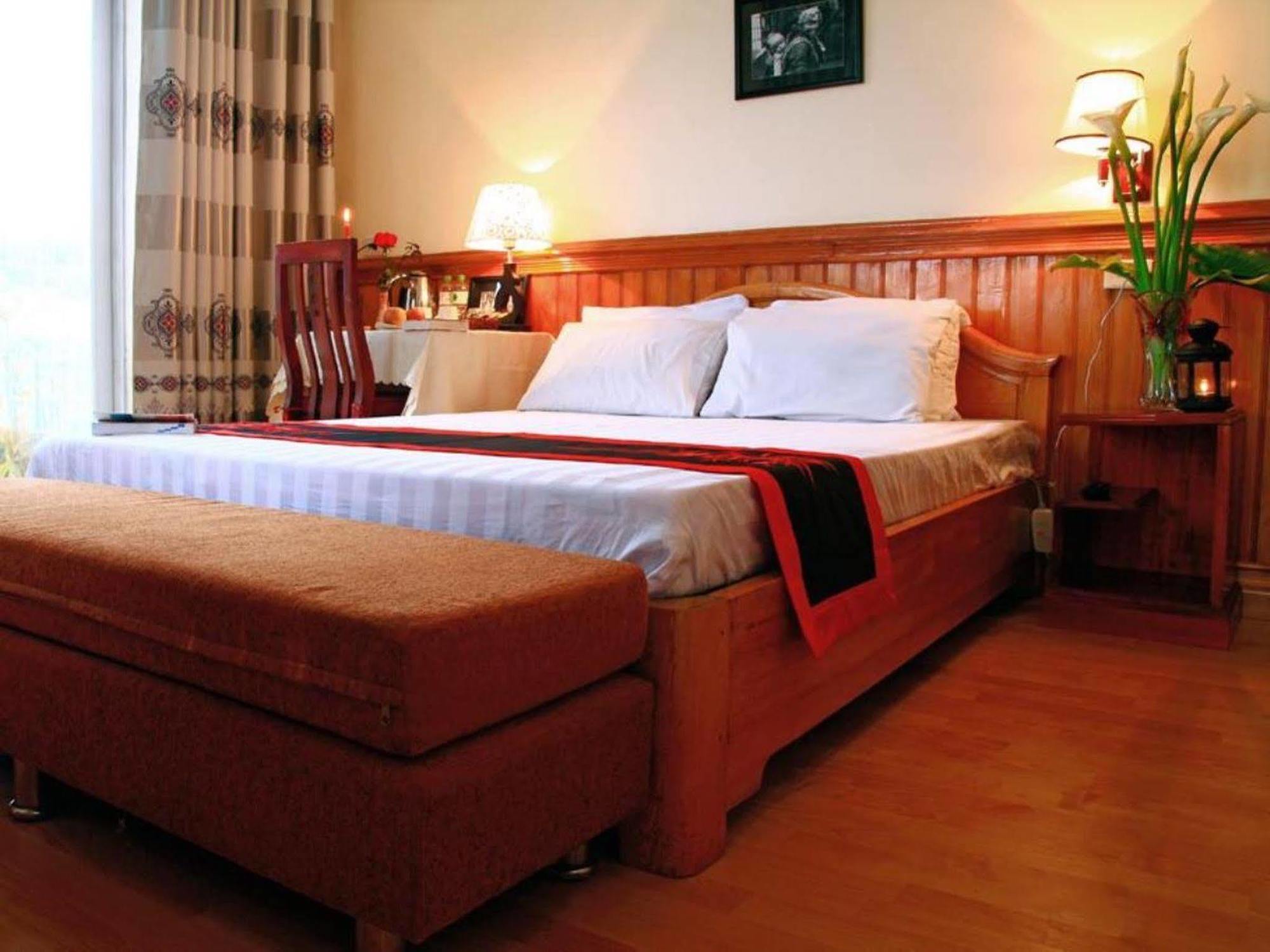 Hotel Elysian 2*
