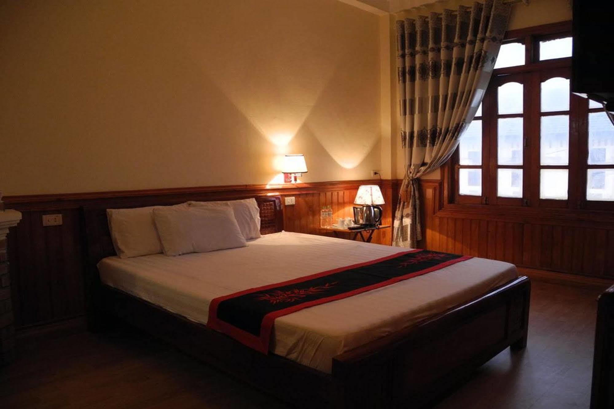 Hotel Elysian 2*