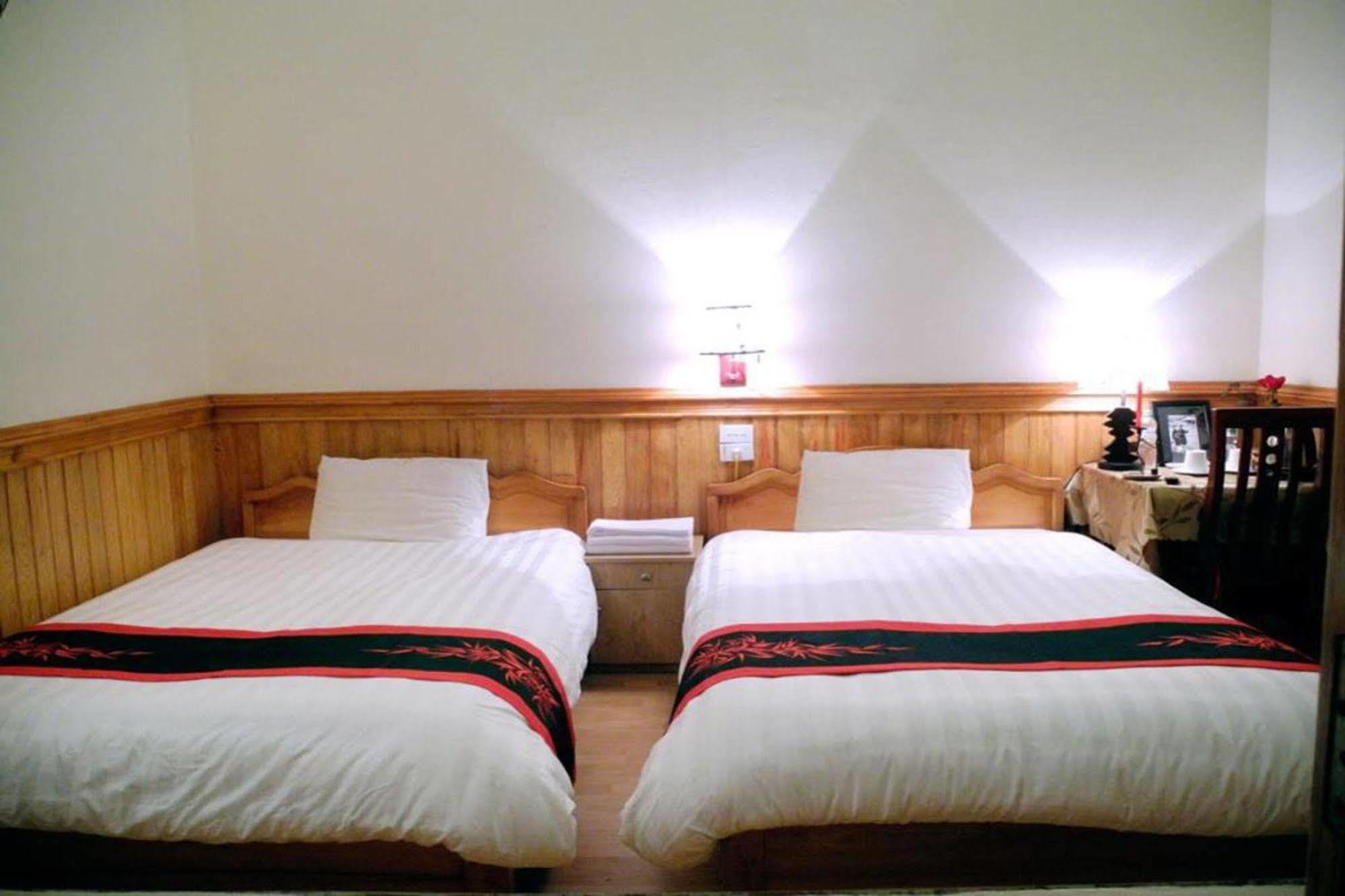 Hotel Elysian