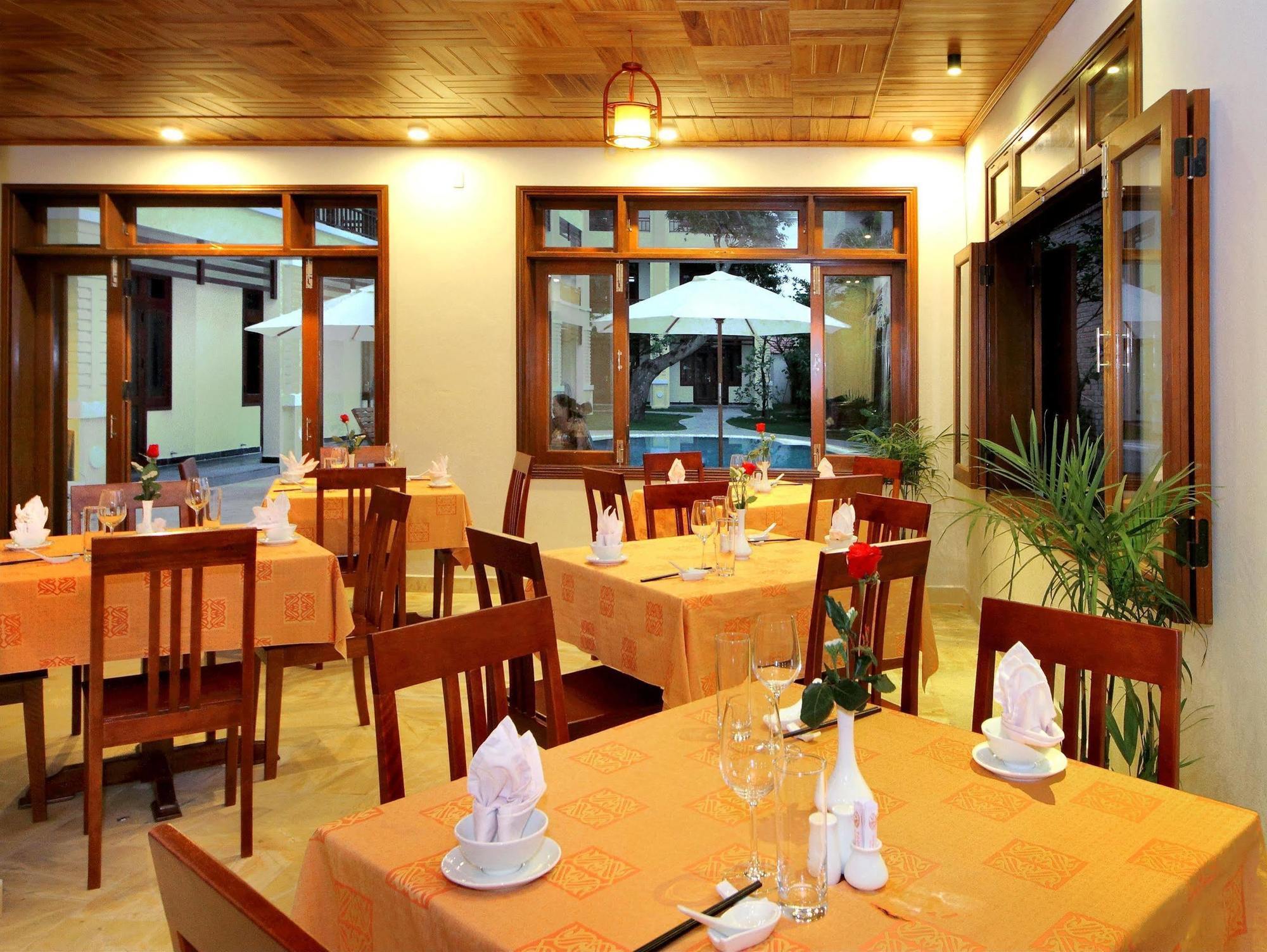 Tnt Villa *