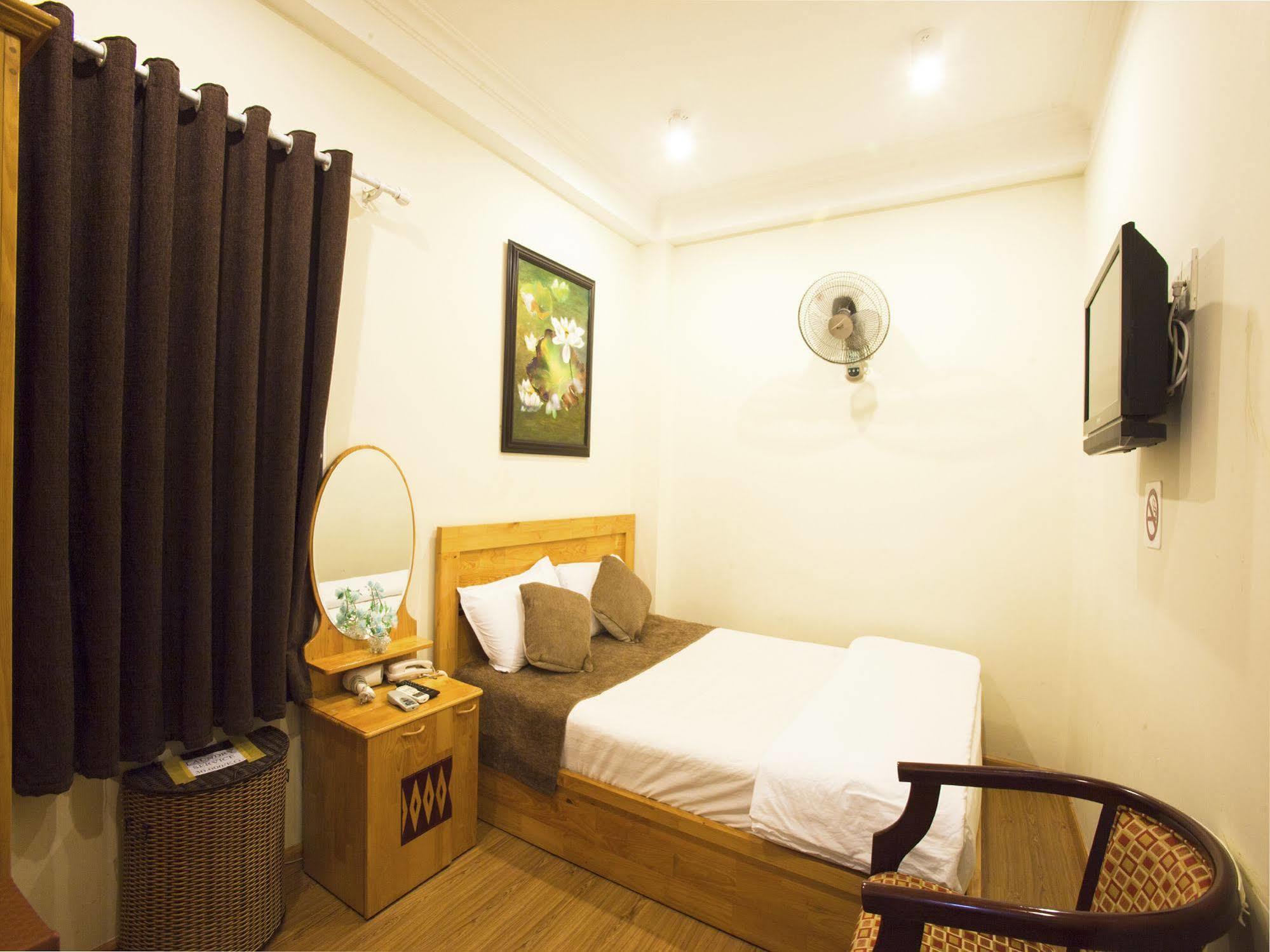 Hotel Cr Nha Trang