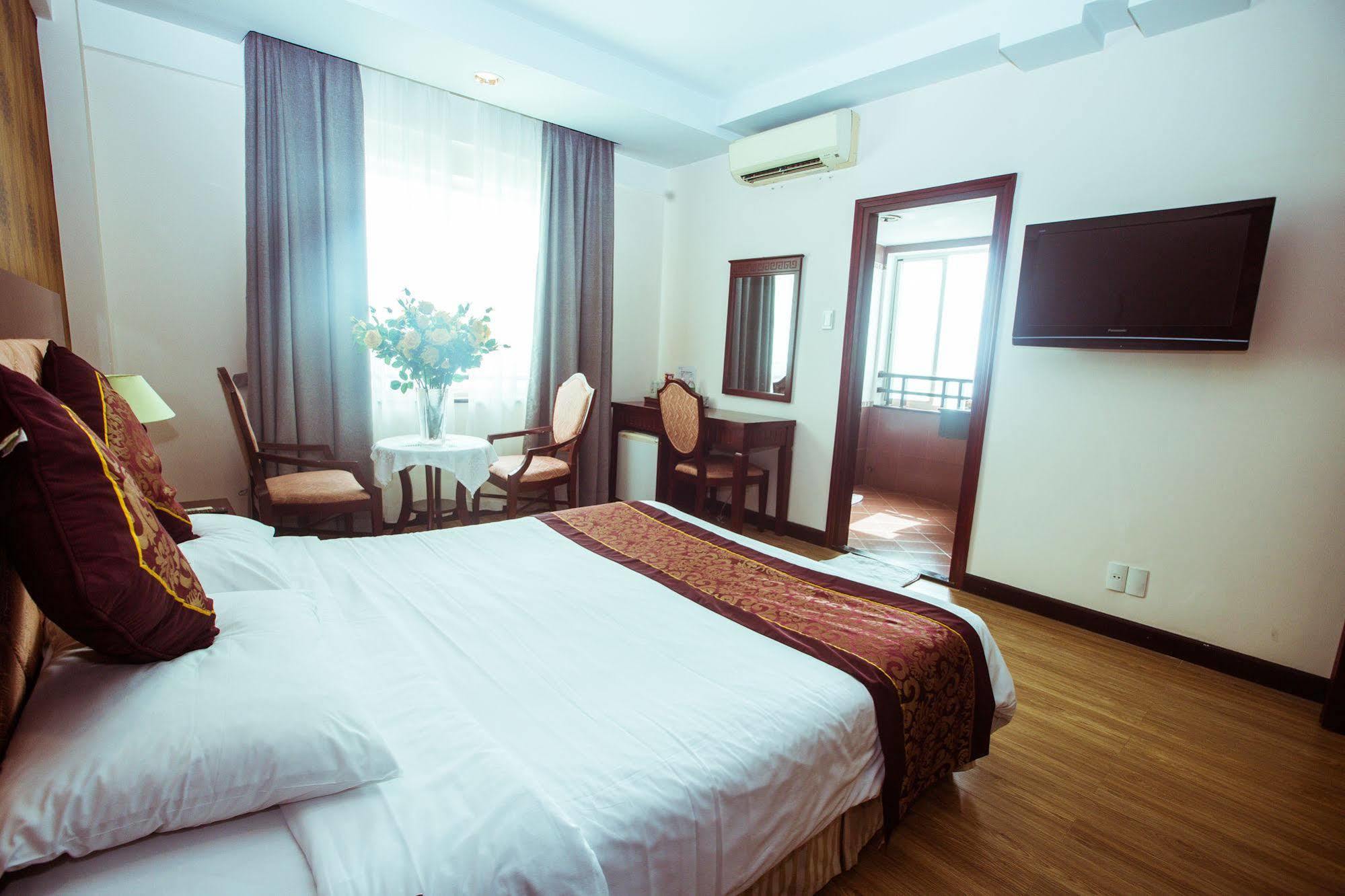 Phu Quy Hotel 3*