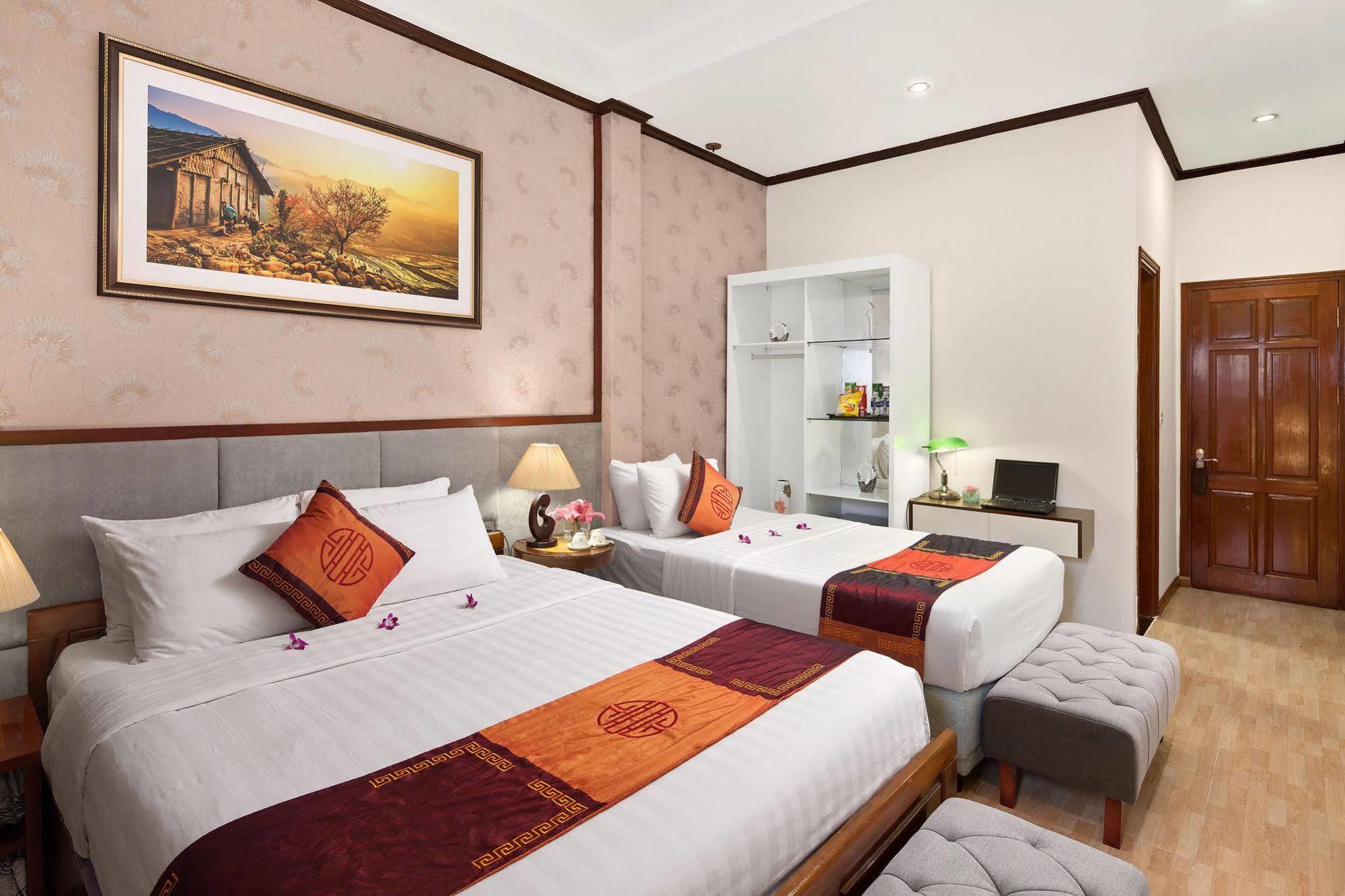 Hotel Symphony