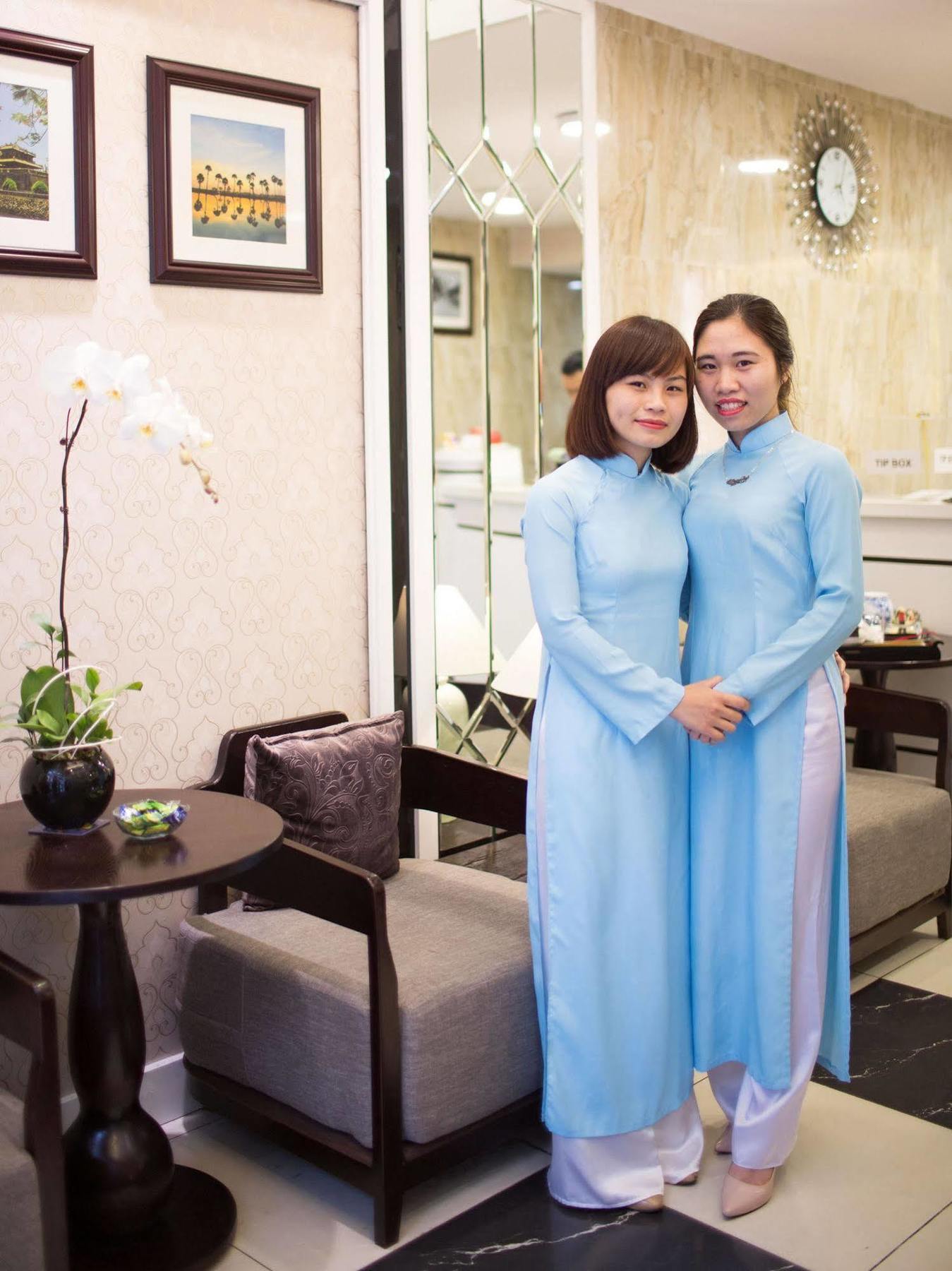 Symphony 3* Hanoi