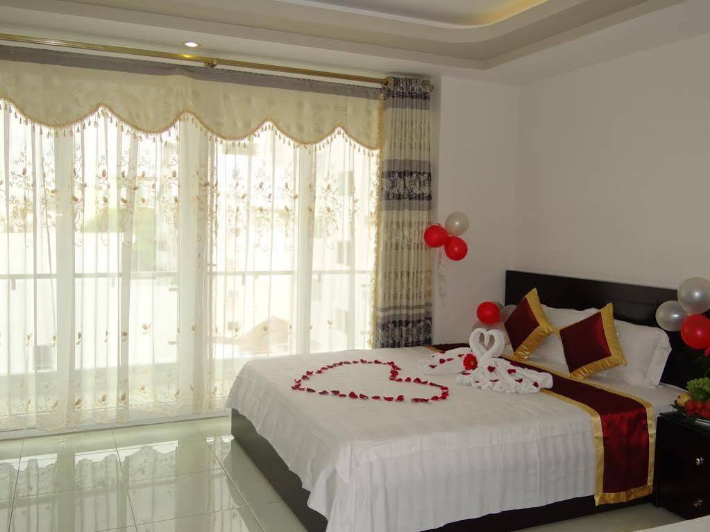 Bach Duong Hotel 2*