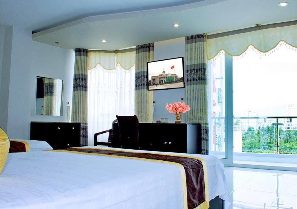 Bach Duong Hotel